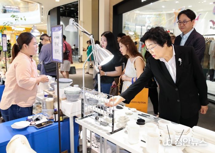 이천 도자기×신세계, 스타필드 하남 첫 팝업스토어 성황리 마쳐