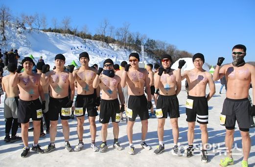 승일공원 은하수교 코스 남녀노소 뜨거운 열기