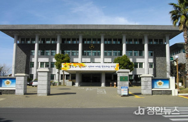 제주도의회 양영수 의원, 김대진 의원, 박두화 의원 “성읍민속마을 지속가능한 방안 강력 요구!!