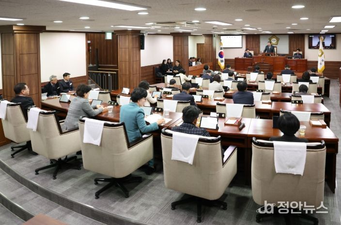 의회, 제284회 임시회 폐회