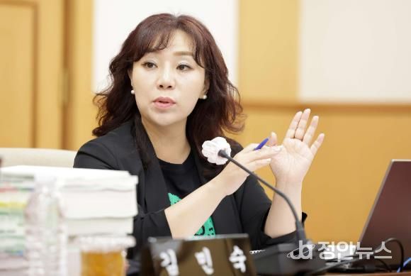 대전시의회 김민숙 의원, 학생 불균형 체형 체계적 관리 나섰다