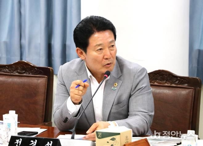 전라남도의회 전경선 도의원, 전남 의대 용역, ‘통합 의대’ 결과에 “도민 의견 배제, 일방 행정 중단해야”