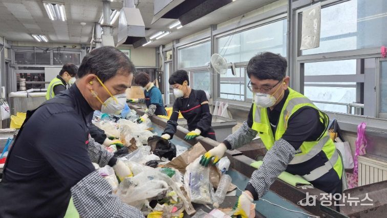 신광호 천안도시공사 사장, 재활용선별장 근무