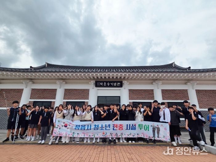 정읍 청소년들, 현충시설 돌며 ‘나라사랑’ 되새겨