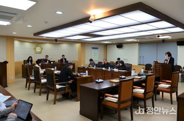 정선군의회, 11월 의원 간담회 개최