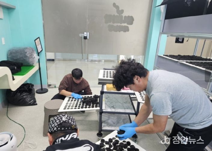 귀농희망자 방문사진(스마트팜 체험)