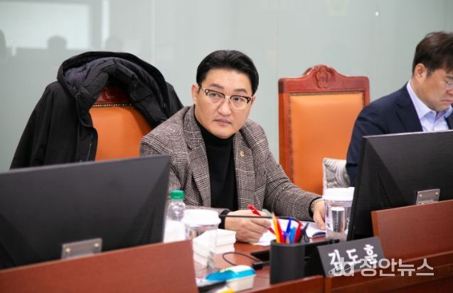 경기도의회 김도훈 의원