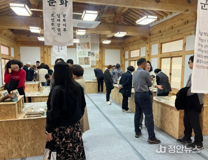 익산 민간기록물 수집 공모전 전시