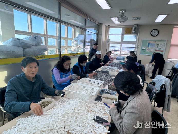 제10기 사천시 생활공감정책참여단 장애인보호작업장 봉사활동