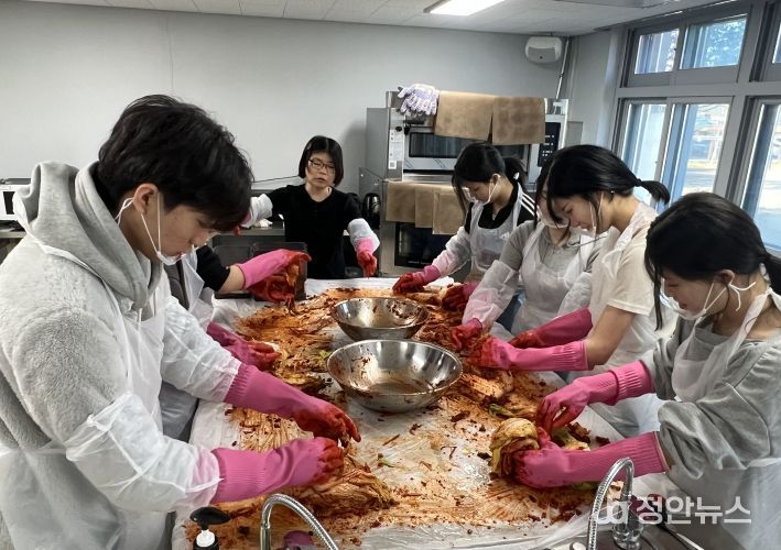 진안군 학교 4h 과제교육, 실습 중심 교육으로 미래 농업인재 양성(마령고등학교 김장체험)