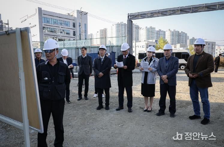 김해시의회, 공유재산 관리계획 현지 확인(주촌면 행정복지센터 건립 현장