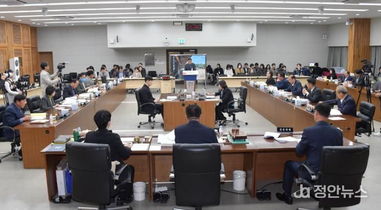 논산시의회, ‘2025 행정사무감사’ 시작