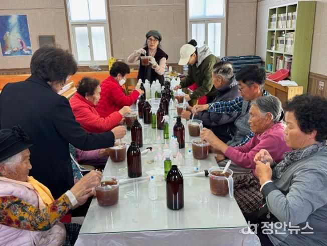 독거노인 공동돌봄운영센터(노인여가프로그램).