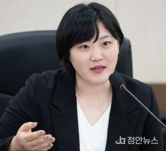 인천시의회 이단비 의원, 75세 이상 노인 시내버스 무료화 추진