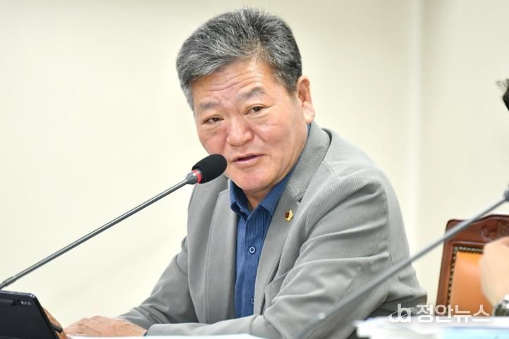 김일수 의원, 교육청년국 예비심사서 시설 위치 및 수용인원 지적