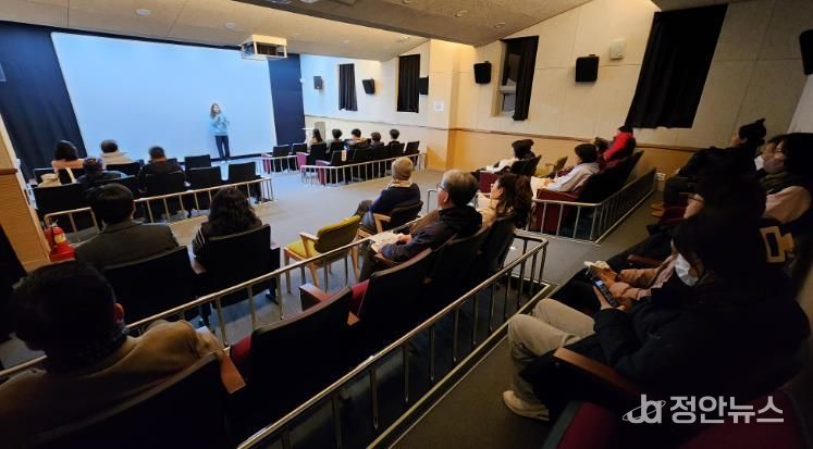 주민이 만드는 영화축제, 완주군 농한기영화제 개막