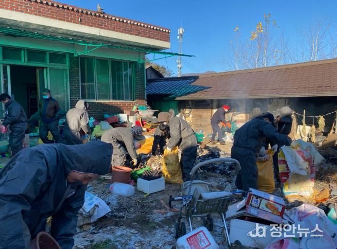 장수군 장수읍, 민·관 협력 취약가구 ‘클린하우스 정비’ 실시