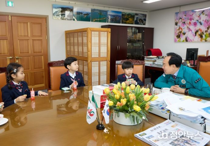 금비글로벌어린이집, 통영시 인재육성기금 150만원 기탁