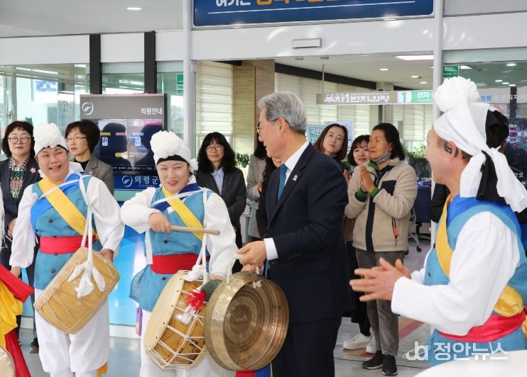 의령읍 농악단, 병오년 정월대보름 지신밟기 행사