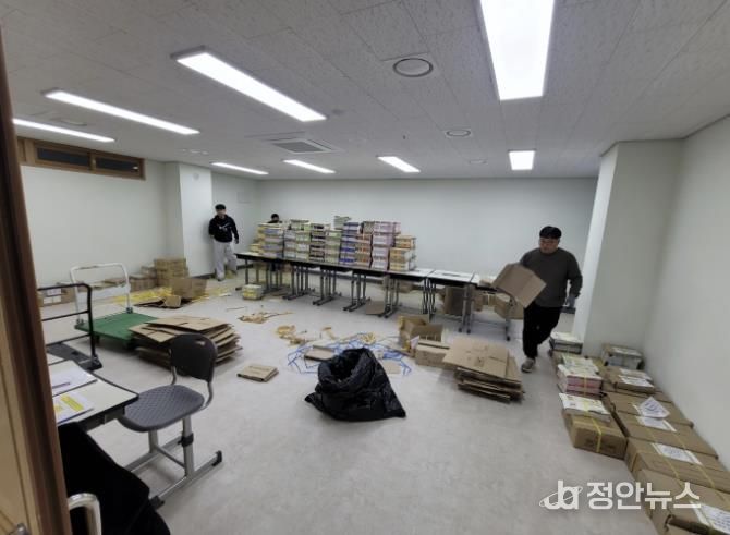 파주교육지원청, 2026년 3월 1일 신설학교 교과서 '교실까지' 분류·배부 지원 완료