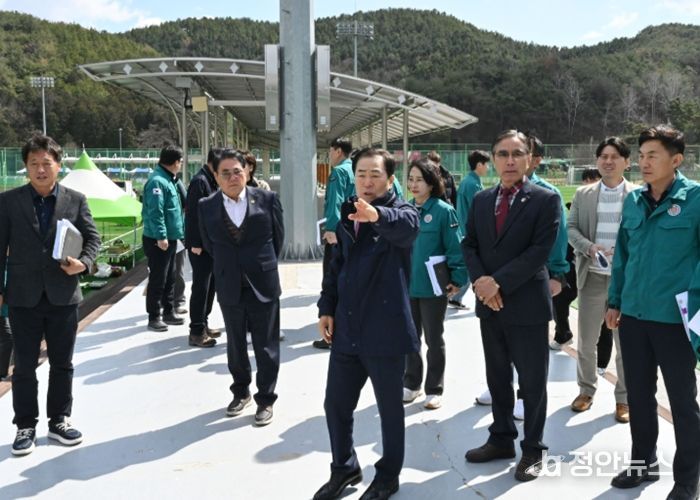 합동점검반이 제20회 창녕 부곡온천 마라톤대회가 열릴 현장을 점검하고 있다.