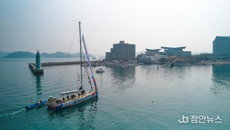 통영시 세계일주 요트대회 ‘클리퍼 레이스’ 경남통영호 입항… PORT WEEK 본격 시작